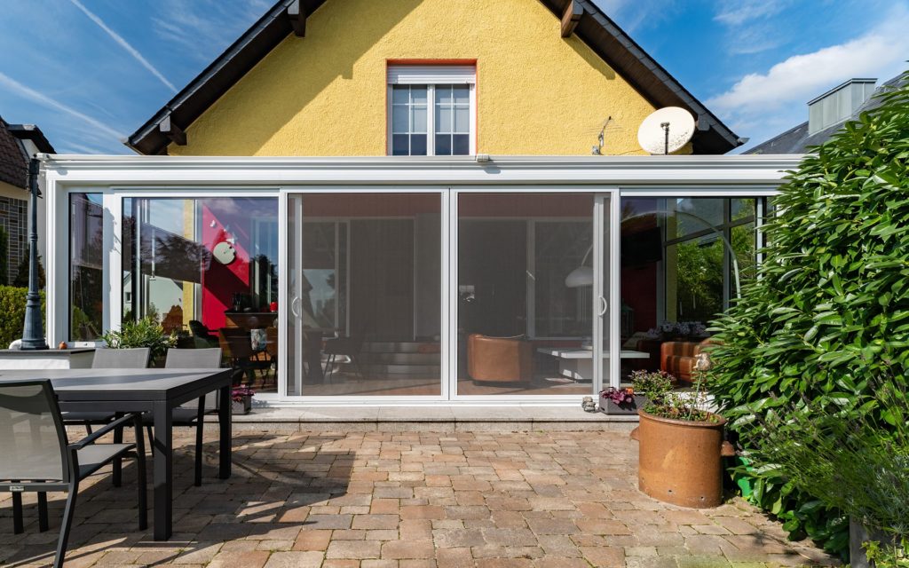 realisation veranda intemporelle avec store de toiture metzger luxembourg (12)
