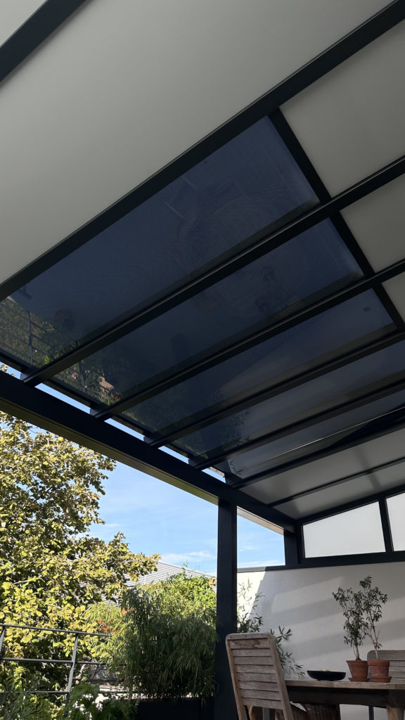 store toiture protection solaire sur auvent metzger nancy (1)