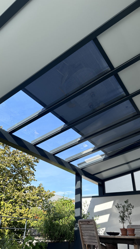 store toiture protection solaire sur auvent metzger nancy (3)