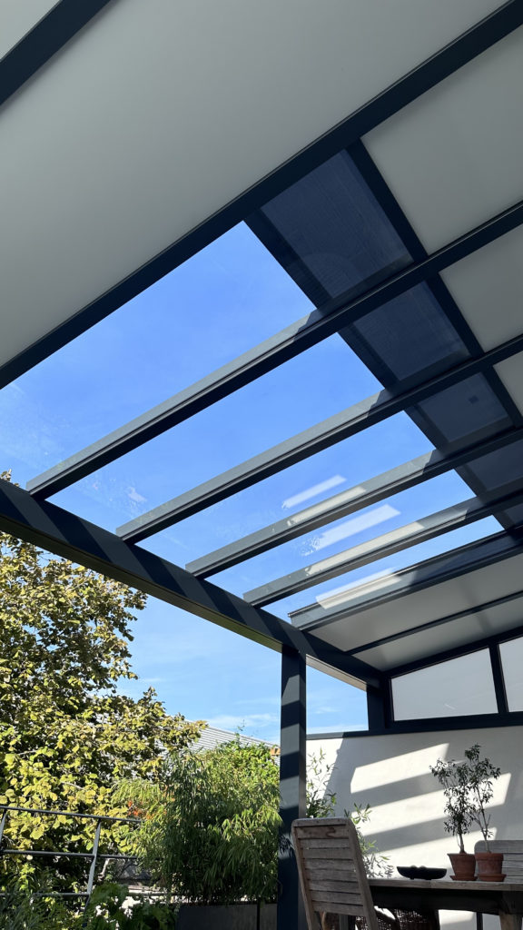 store toiture protection solaire sur auvent metzger nancy (5)