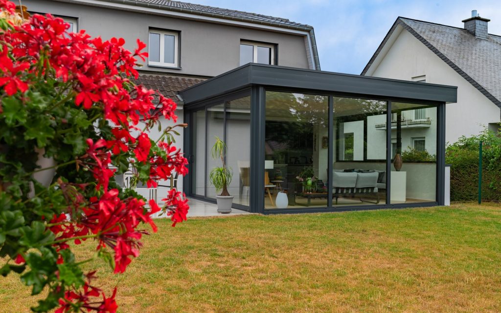 villa veranda sur mesure avec dome lumineux jardin luxembour metzger (4)