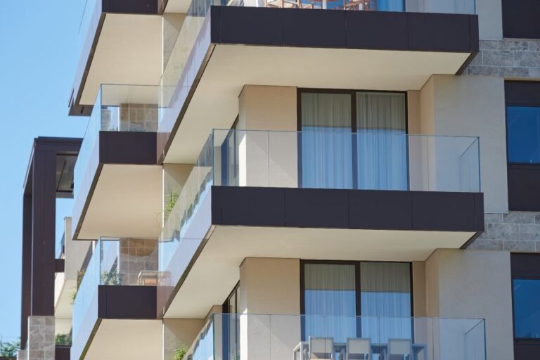 garde corps vitré minimaliste balcon appartement securite metzger nancy