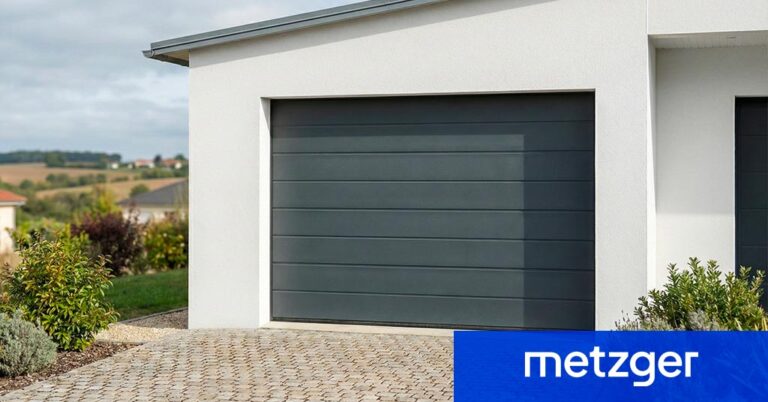 Choisir une porte de garage sectionnelle performante pour votre maison